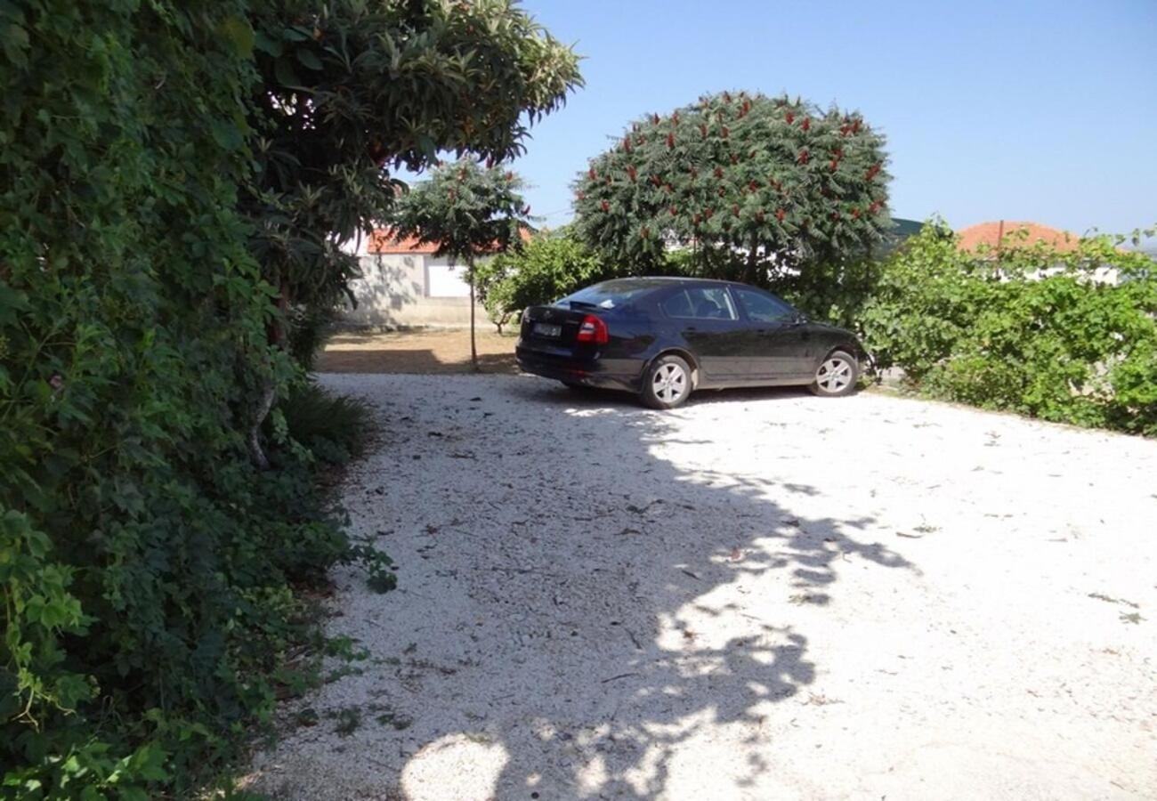 Apartment Mara Trogir Exterior photo