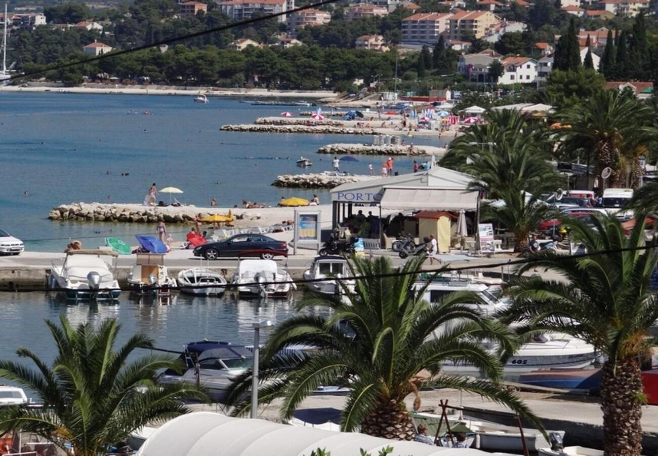 Apartment Mara Trogir Exterior photo