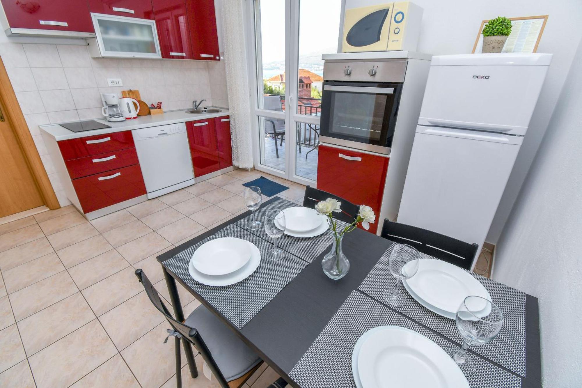 Apartment Mara Trogir Exterior photo