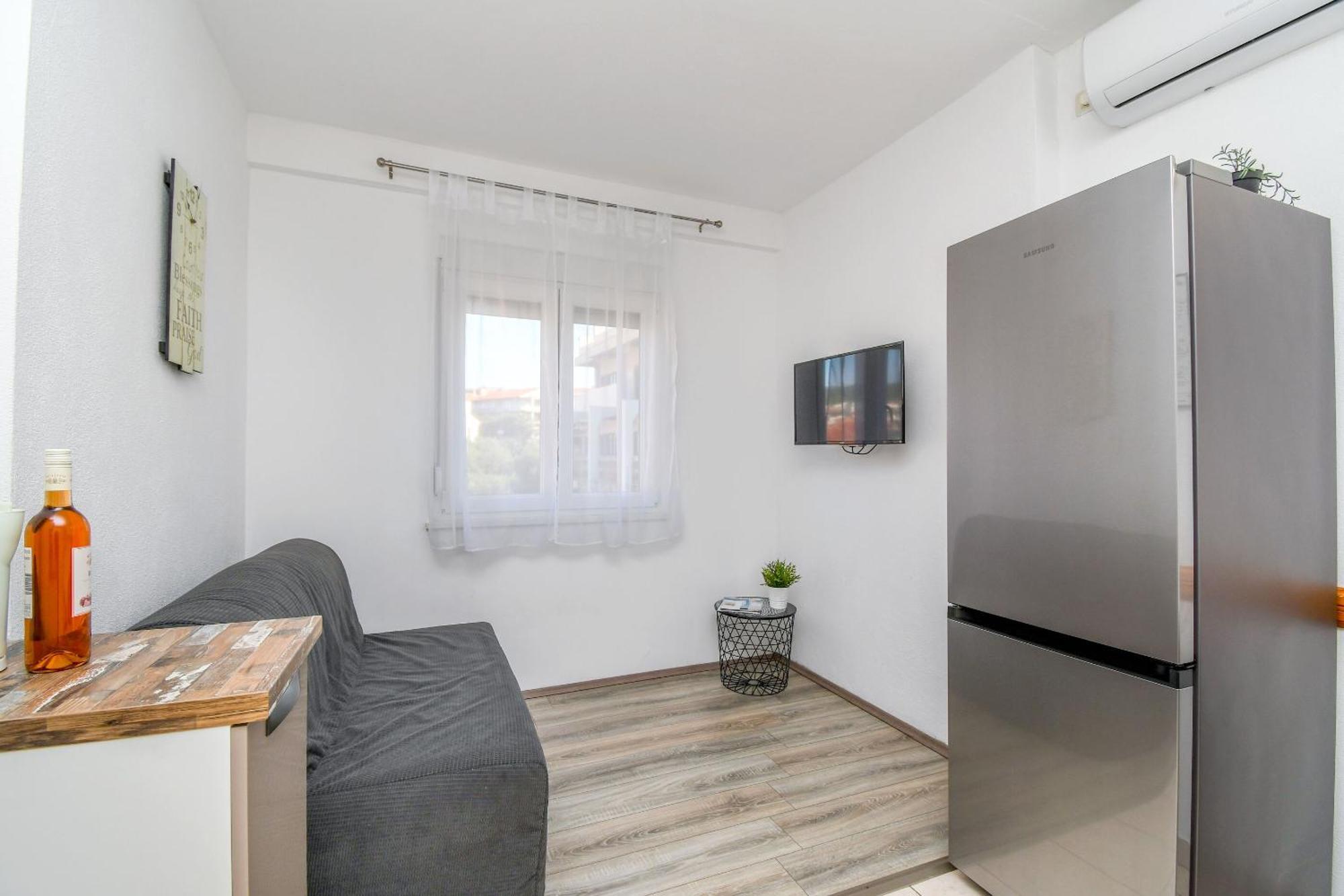 Apartment Mara Trogir Exterior photo