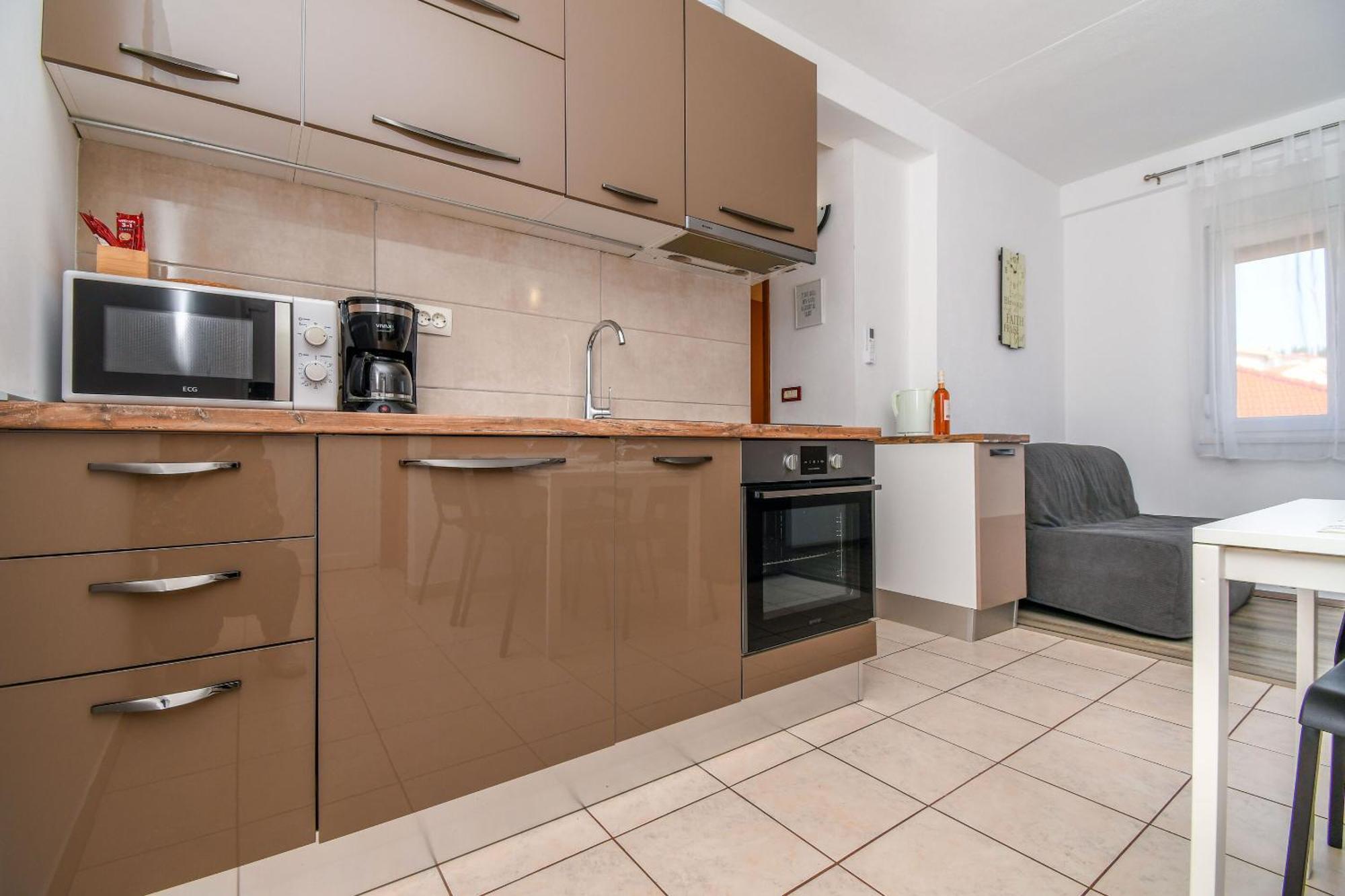 Apartment Mara Trogir Exterior photo